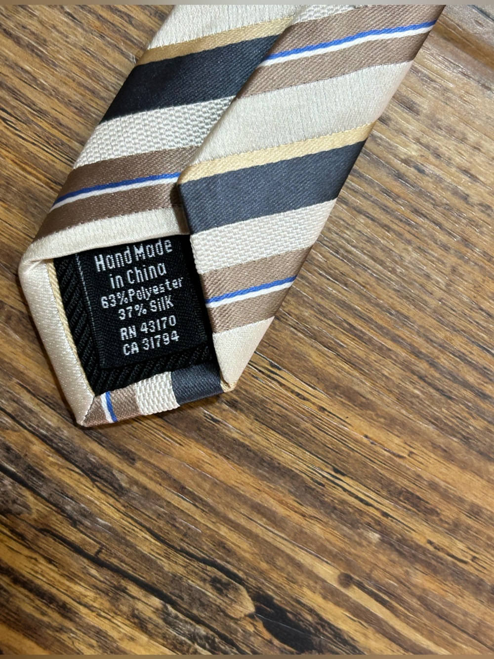 Geoffrey Beene Mens Striped Tie Neutral Tan Brown Black Cream - Hand Made - Picture 2 of 4
